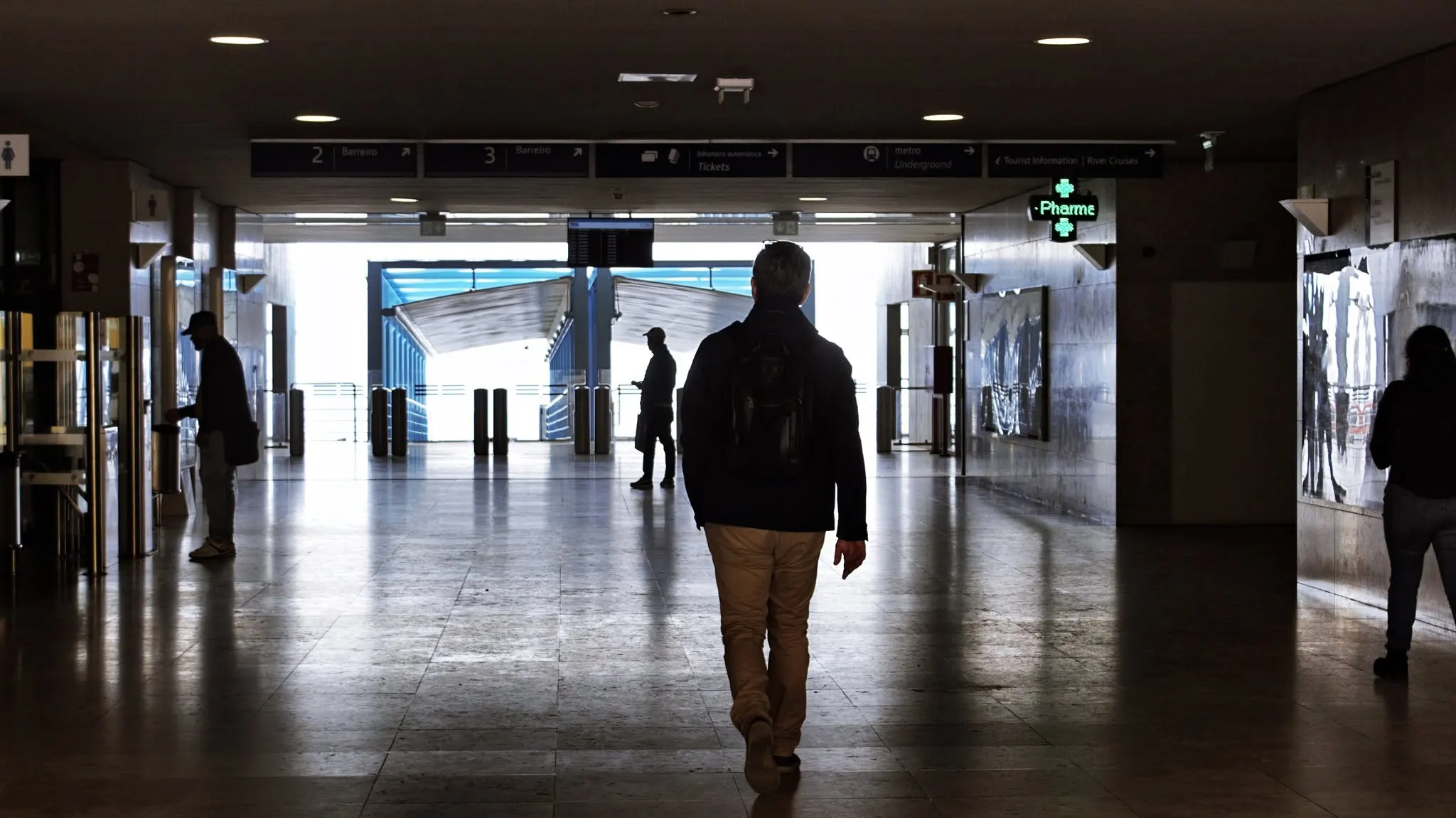 Contra a luz. Fotografia de Manuel Tavares da Silva.